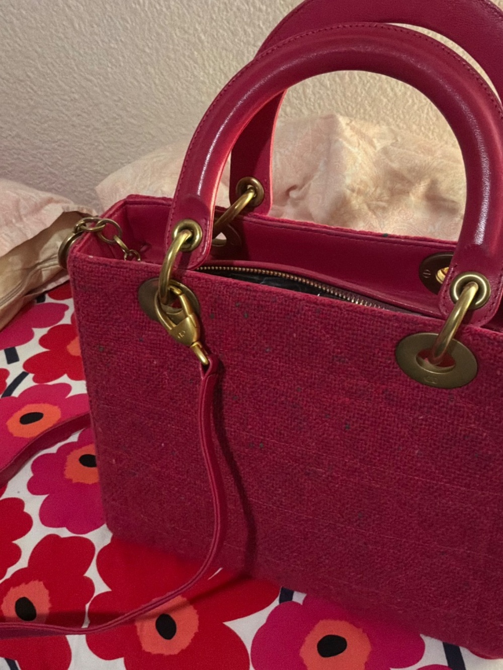 Pink tweed Lady Dior with multicolor charms and fabric - Picture 6 of 14